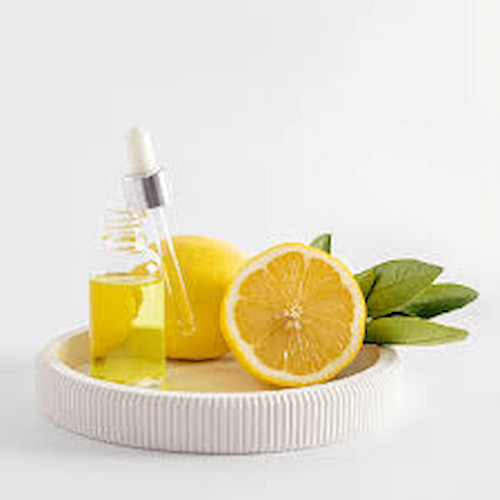 تصویر 2 از اسانس لیمو + طعم‌ دهنده‌ ای تازه و خوش‌ عطر